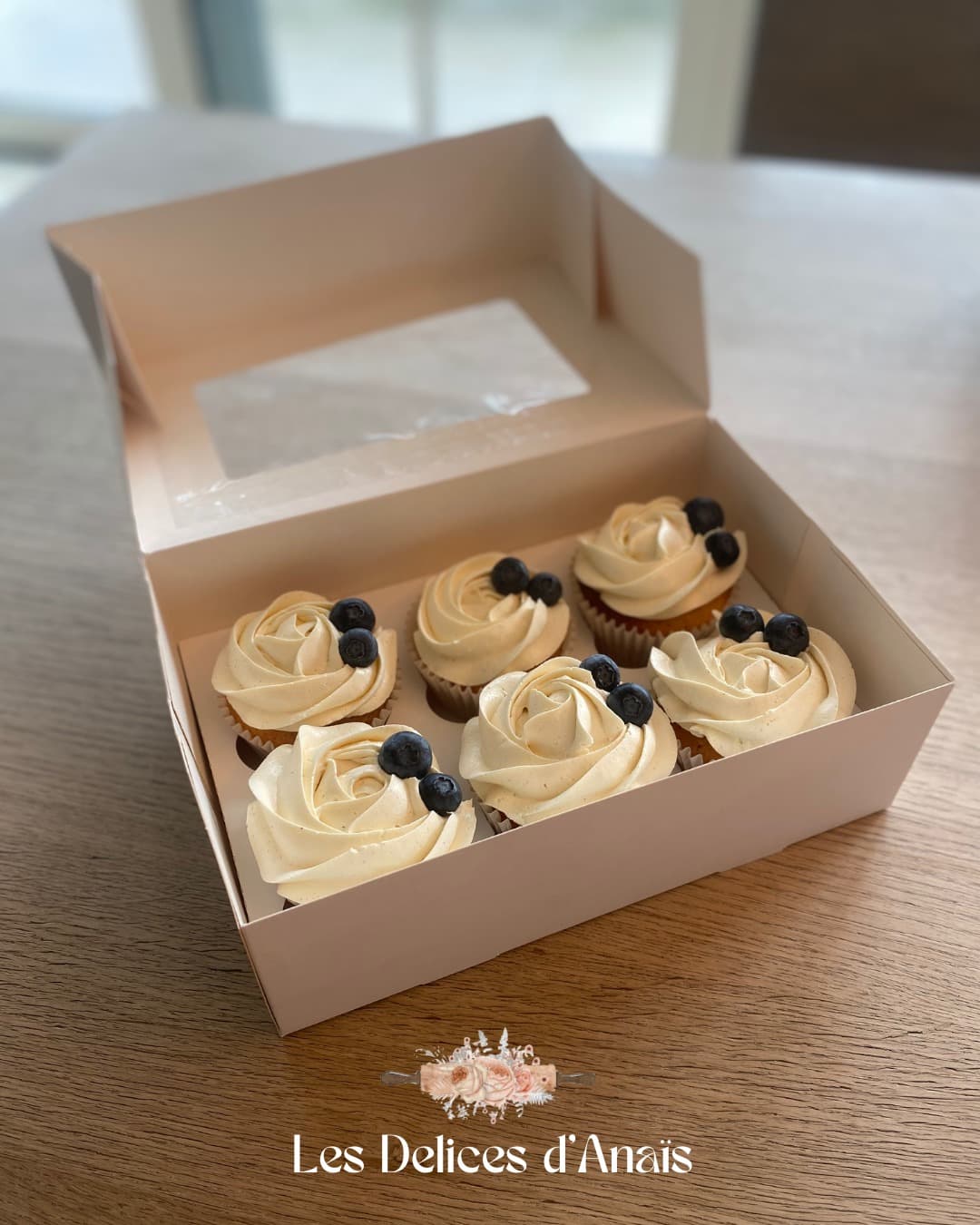 Vanille/bosbes cupcakes